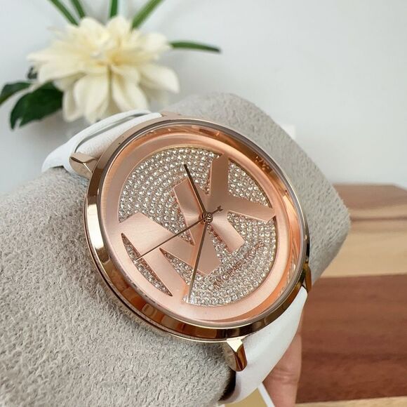 NWT Michael Kors Addyson Three-Hand White Leather Watch - Picture 3 of 6